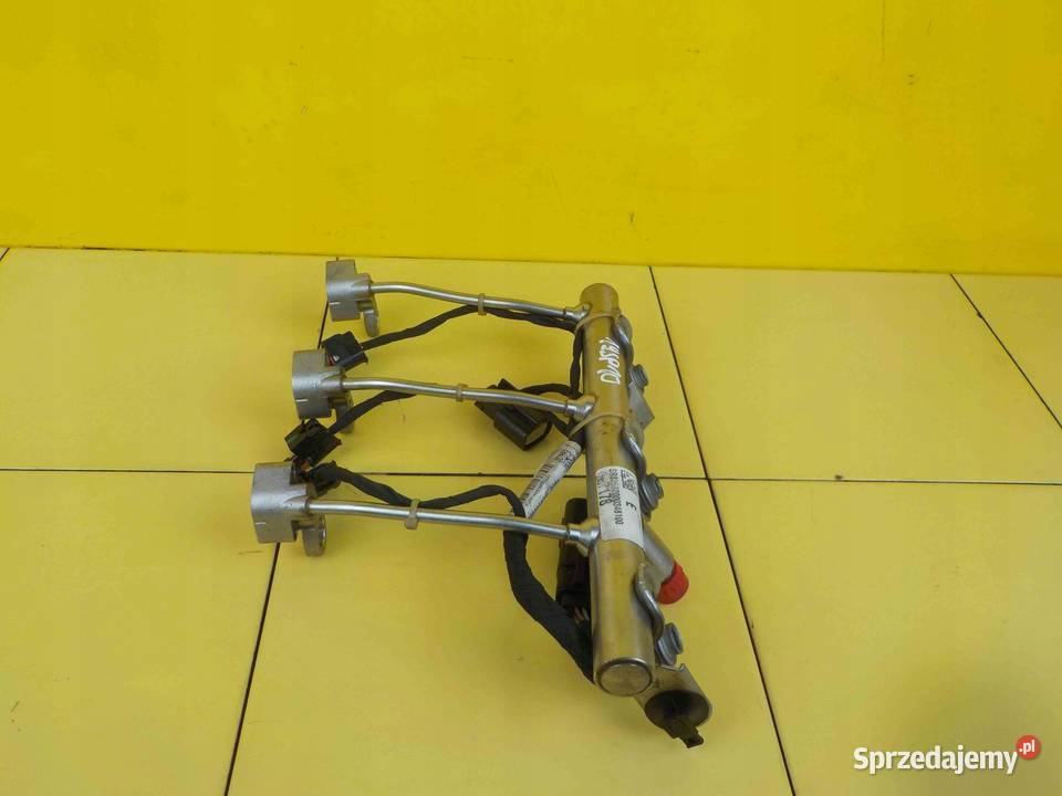 CORSA E ADAM 10 TURBO 17r 116 B10XFT listwa