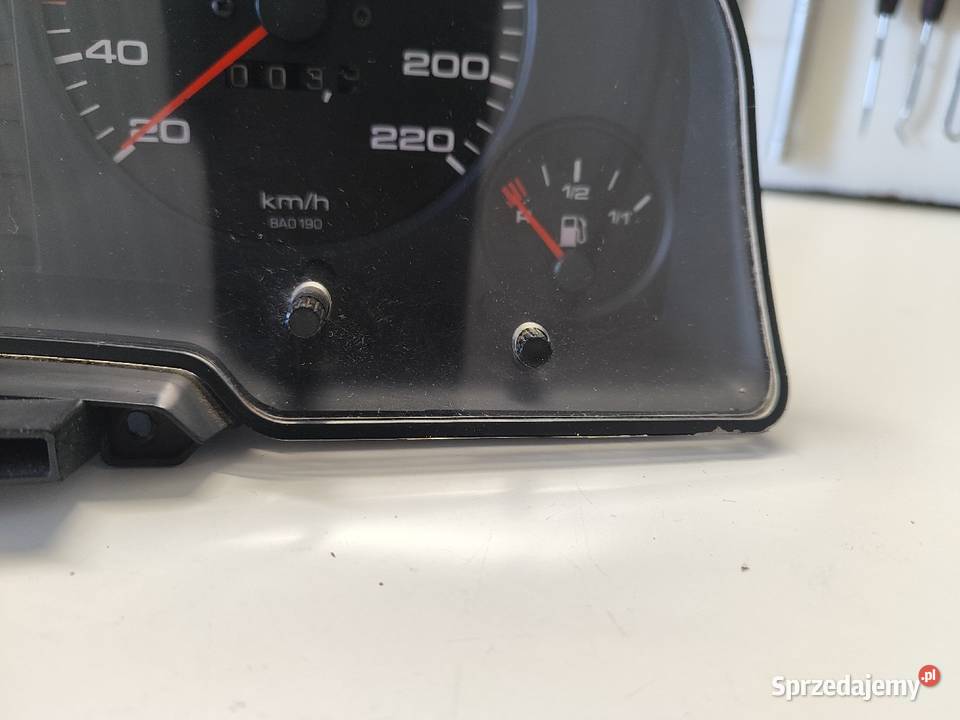 Licznik UN4 Audi 80 20 ABK 390 osobowe Wyposażenie wnętrza Lututów