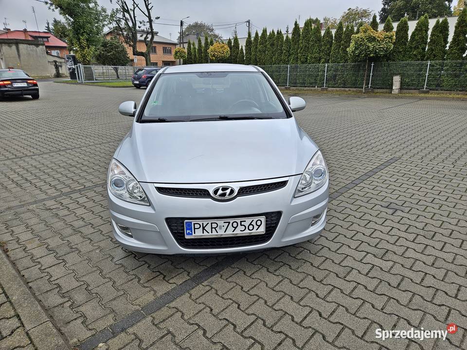Hyundai i30 16 benzyna klima skóry zadbany nieuszkodzony Koźmin Wielkopolski sprzedam