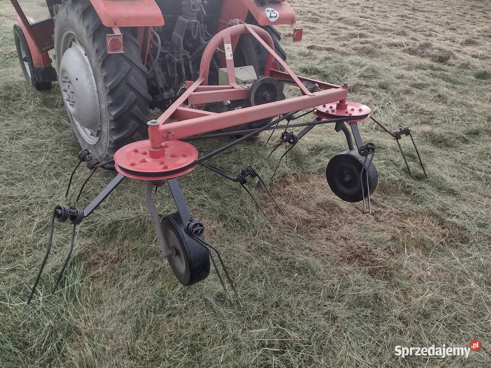 Przetrząsacz karuzelowy przetrząsarka rozbijał Pomarol Rolnictwo Łęczna