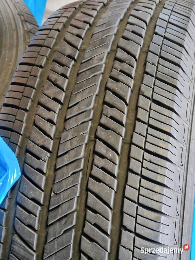 Opony wielosezonowe Bridgestone DUELER 25570r18 Strzebiń sprzedam