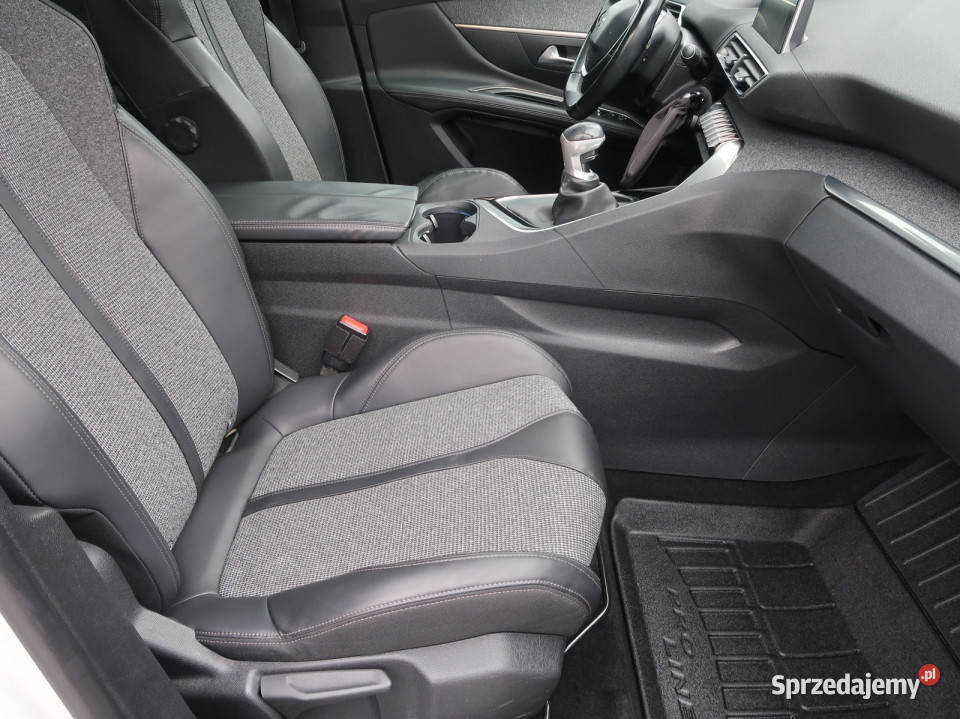 Peugeot 3008 12 PureTech system Start-Stop Lublin