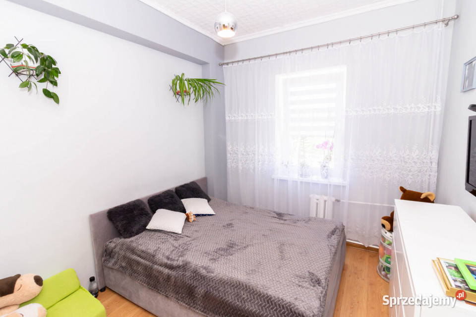 Widne mieszkanie1piętro4882m2 OsWzgórze Ożarów Piętro 1 sprzedam