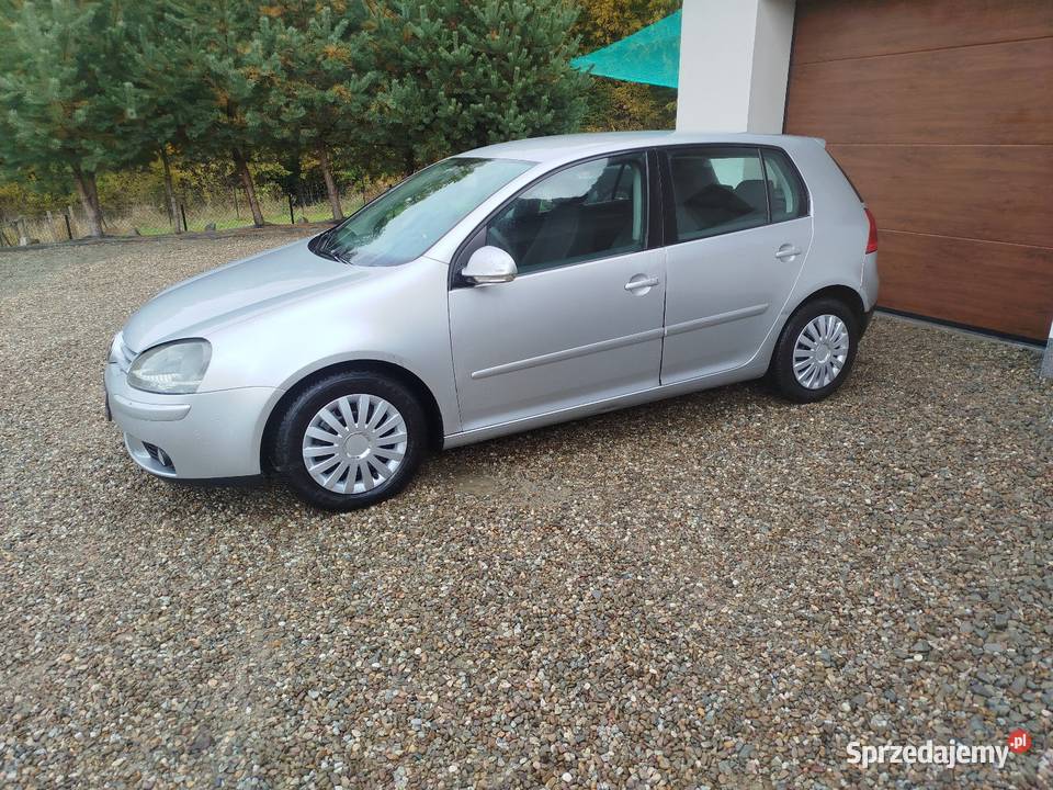 VW Golf V 16 benzyna 5drzwi Samochody osobowe Limanowa