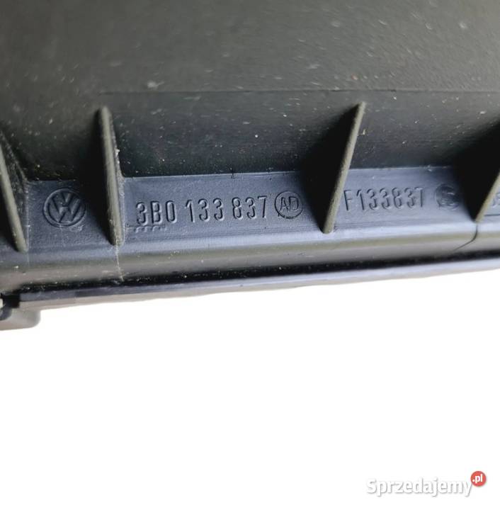 OBUDOWA FILTRA POWIETRZA PASSAT B5 FL SUPERB 18 Działoszyce