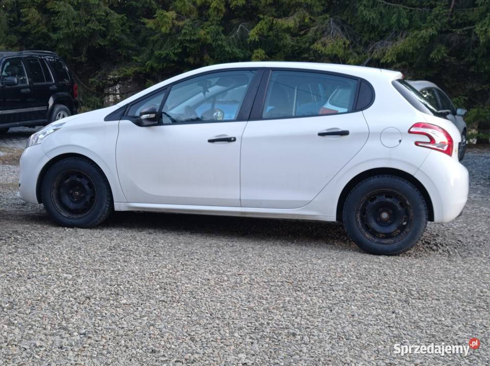 Peugeot 208 14 HDi klimazar w kraju gniazdo AUX