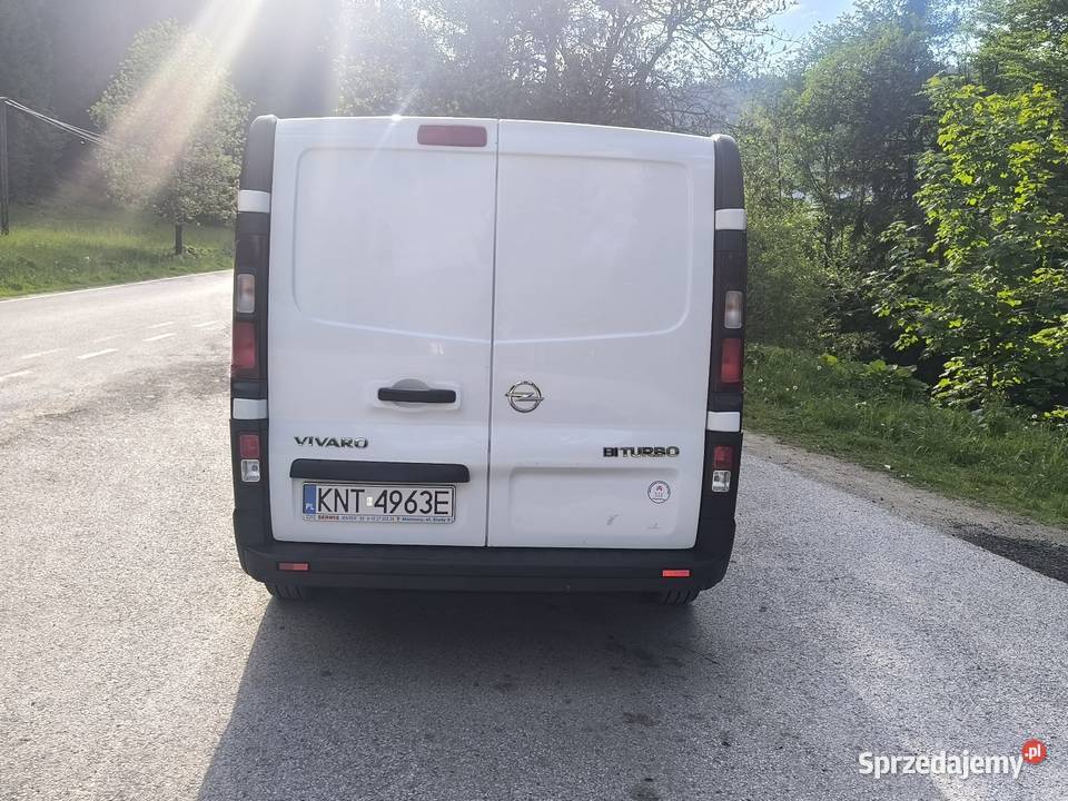 Opel Vivaro 16 long manualna małopolskie