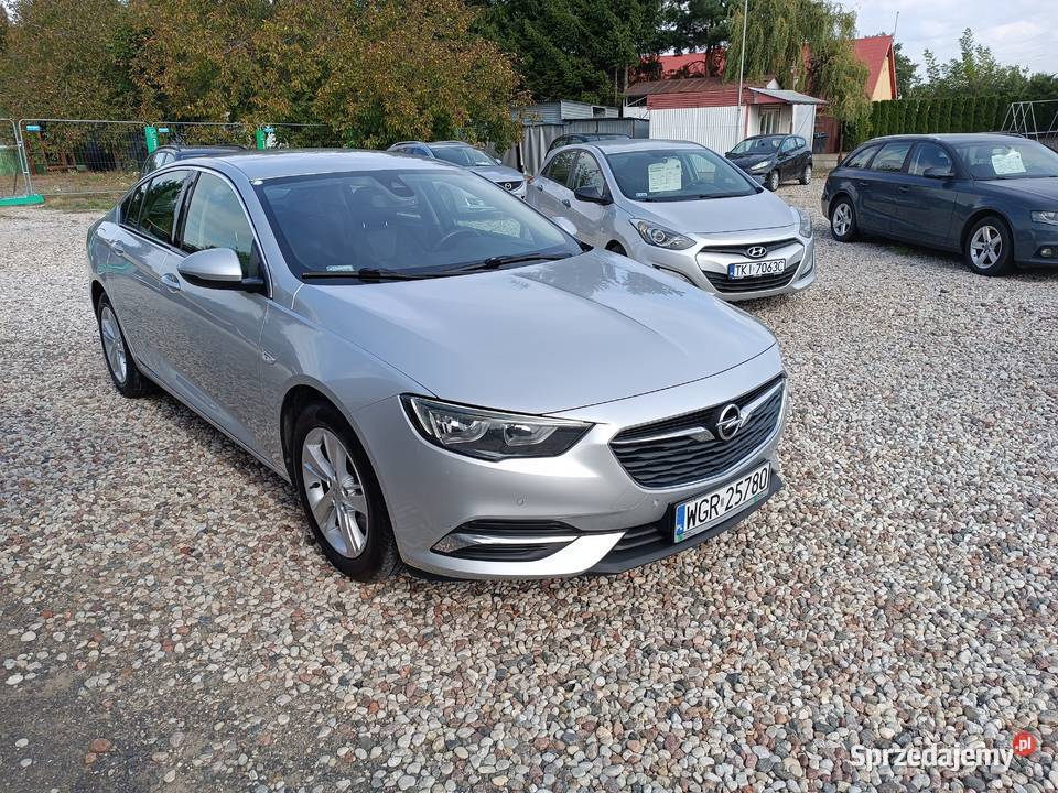 OPEL INSIGNIA GRAND SPORT INNOVATION 16 BENZ 200 zmieniarka CD Chełm sprzedam