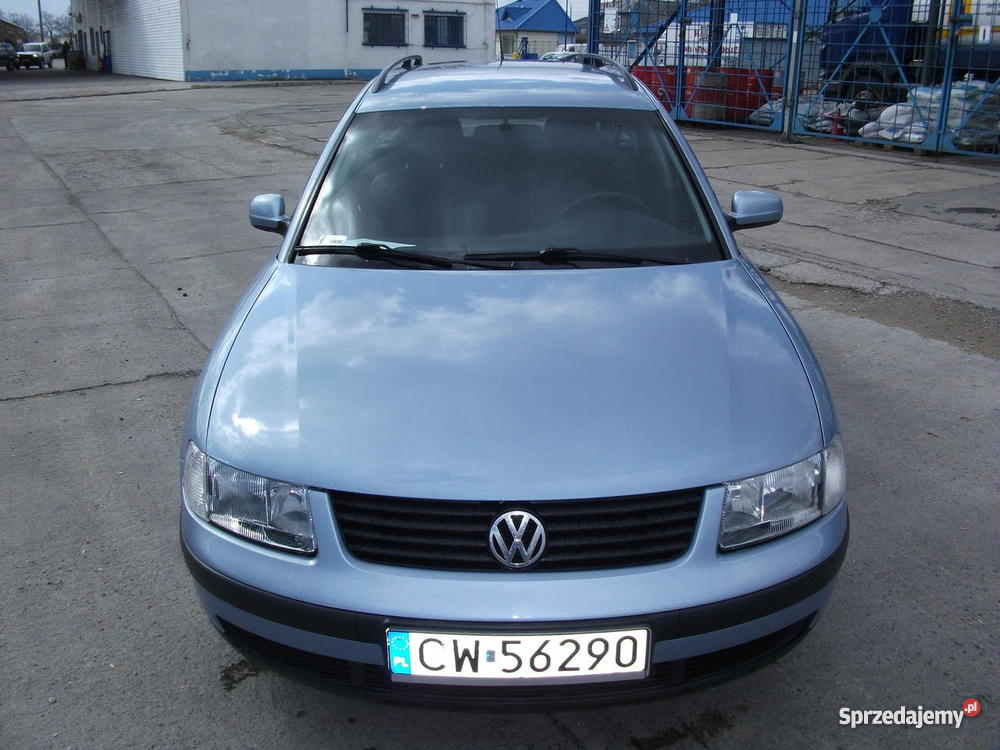 Volkswagen Passat 19 TDI 130 2000r błękitny meta garażowany sprzedam