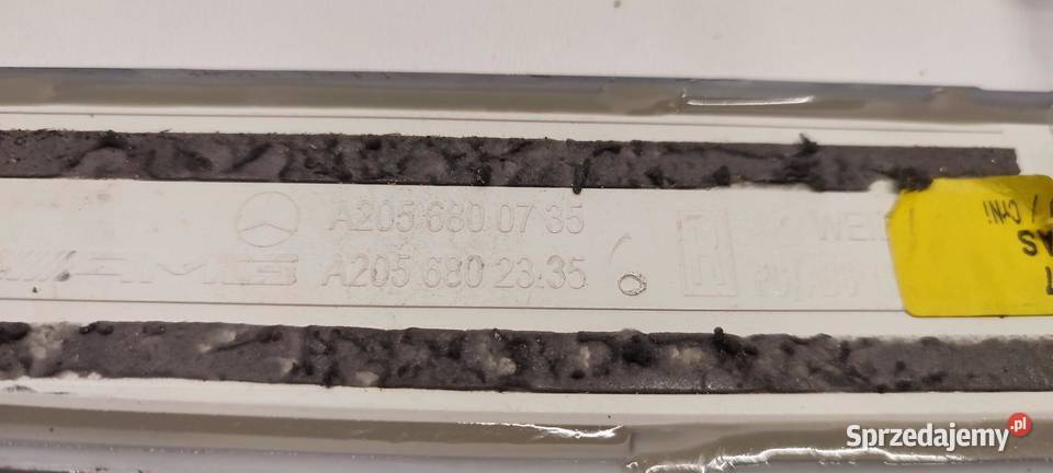 MERCEDES W205 LISTWA PROGOWA PRAWY PRZÓD