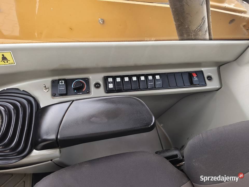 Ładowarka teleskopowa CAT TH 330 B Kalisz