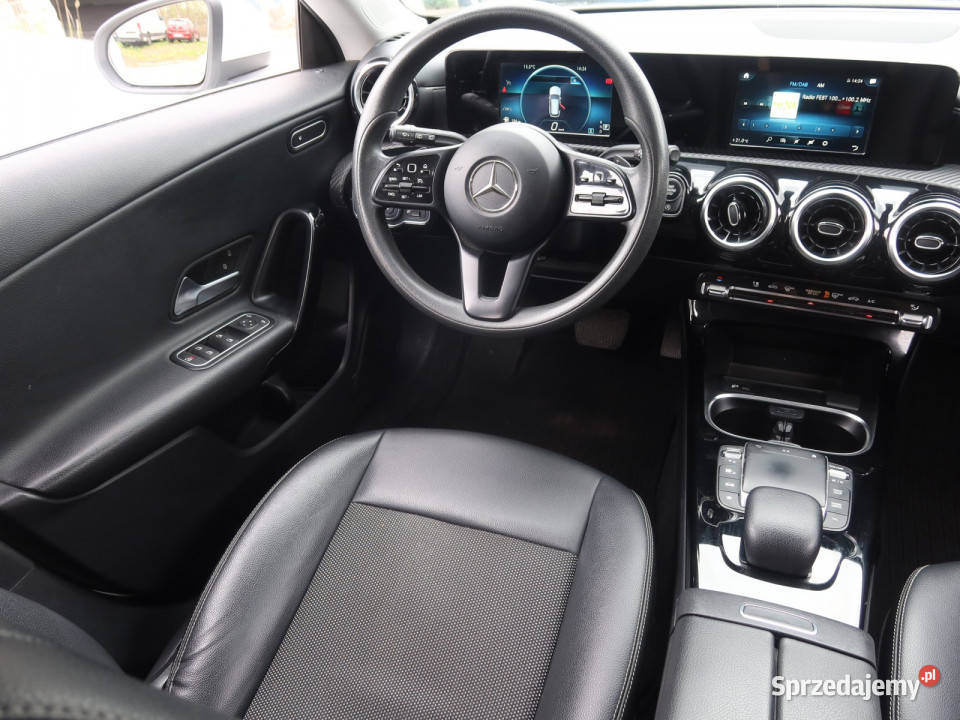 Mercedes CLA 200 światła do jazdy dziennej śląskie Katowice sprzedam