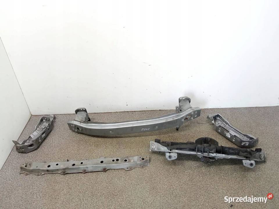 WZMOCNIENIE ZDERZAKA BELKA PRZÓD KOMPLET Toyota
