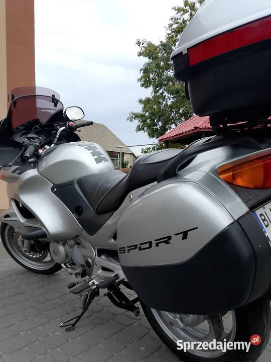 Sprzedam hondę 2005r 61 potrzebstan Boguszki