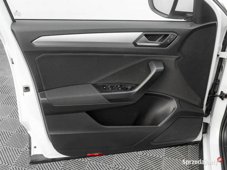 Volkswagen TRoc DW7WC5915 TSI Life Podgrzf Kcof klimatyzacja sprzedam