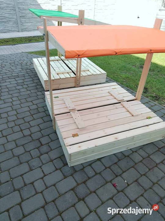 piskownica drewniana 120 x 120 z ławkami i Kalety sprzedam