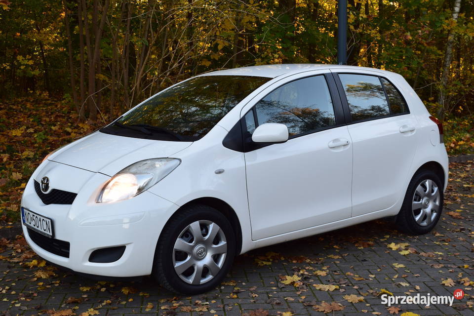 TOYOTA YARIS13 101Bezwypadkowa i Jedyna 64 manualna Yaris Olsztyn