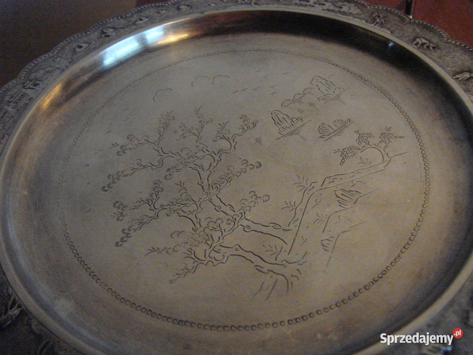 taca z kieliszkami plater