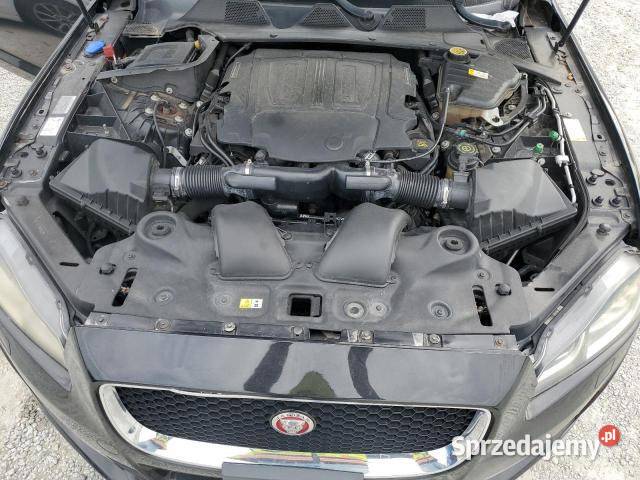 JAGUAR XJ 2016 z USA 3000cm3 Warszawa