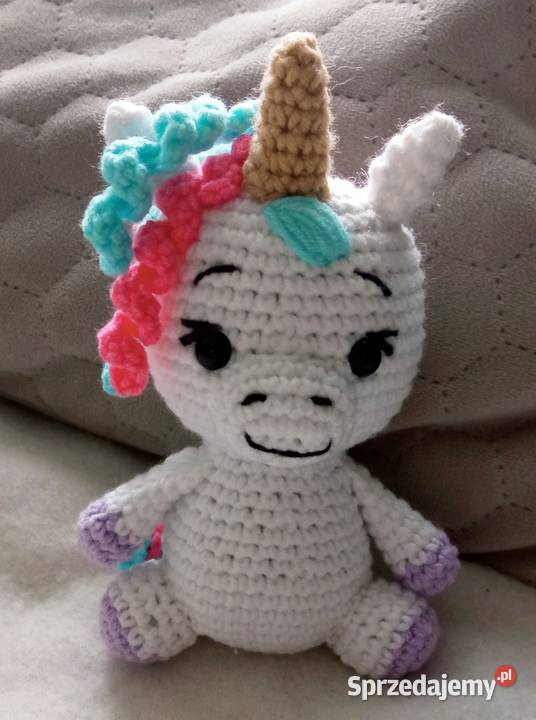 Jednorożec wykonany na szydełku Łask