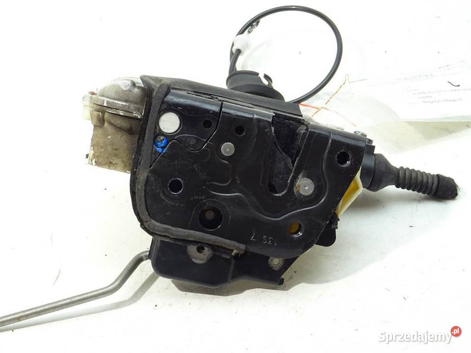 ZAMEK PRZÓD LEWY AUDI A4 B7 Kombi 0408 osobowe