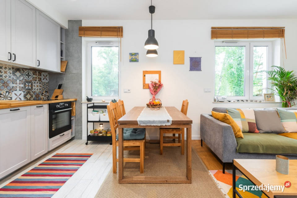 Sprzedam ładne mieszkanie wykończone w wysokim balkon Warszawa