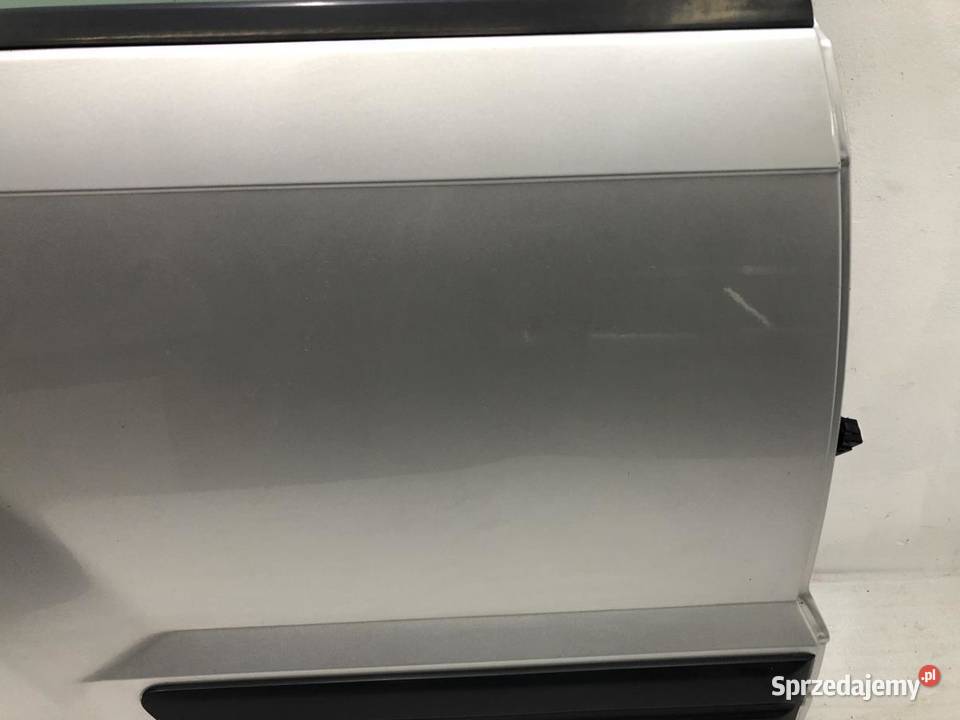 DRZWI PRAWY TYŁ JEEP GRAND CHEROKEE WK III wielkopolskie