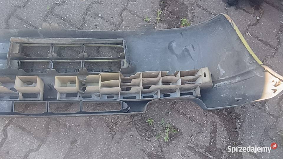Renault Twingo I przedni zderzak Robakowo
