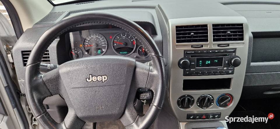 JEEP COMPASS 24i 4x4 167 serwis prosto z granicy Rok produkcji 2008 Zwoleń