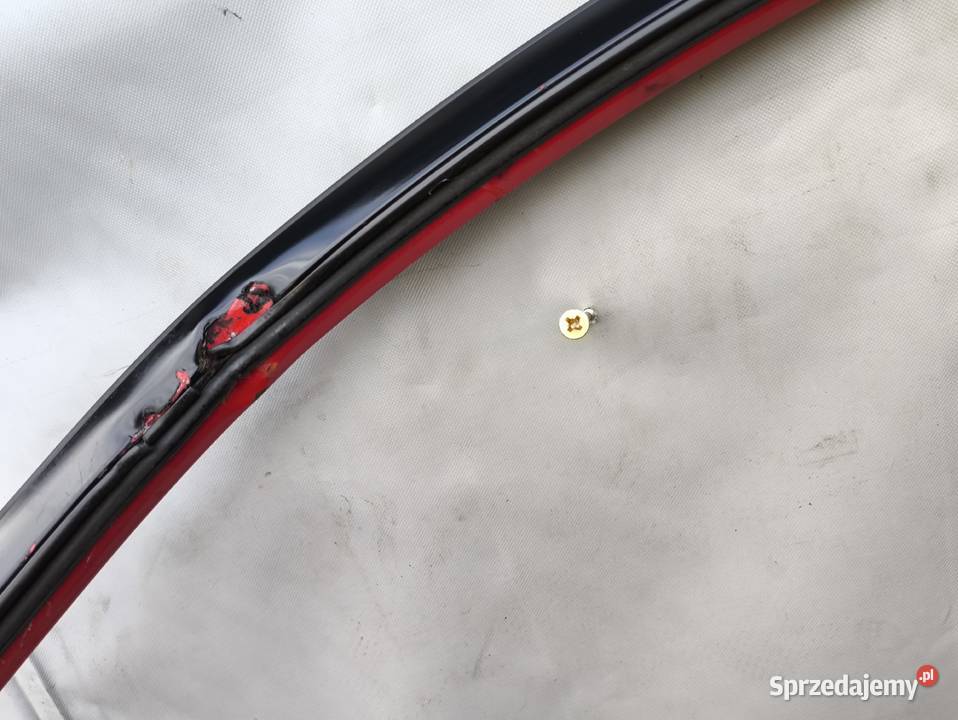 MITSUBISHI L200 IV DRZWI PRZEDNIE TYLNE LEWE Radom