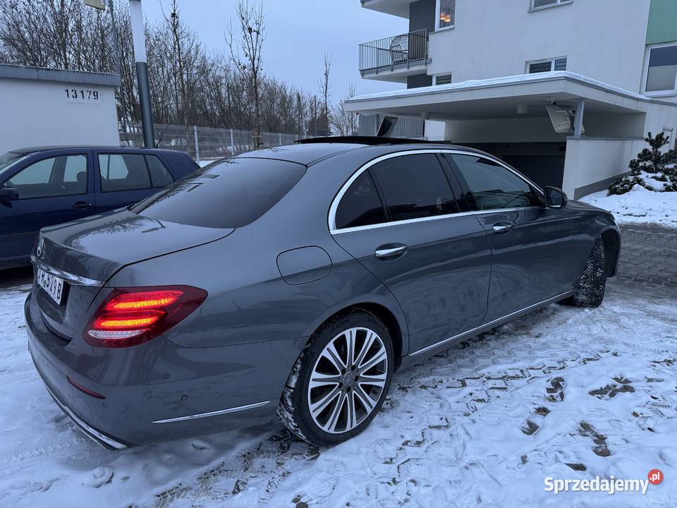 MercedesBenz E220d W213 Virtual Cockpit Warszawa