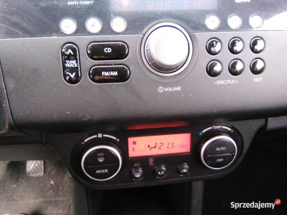 SUZUKI SWIFT 13b nieuszkodzony Września