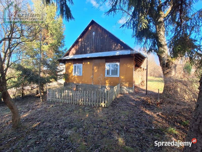 sprzedaży domu wolnostojącego 80m2 Krosno Sprzedaż