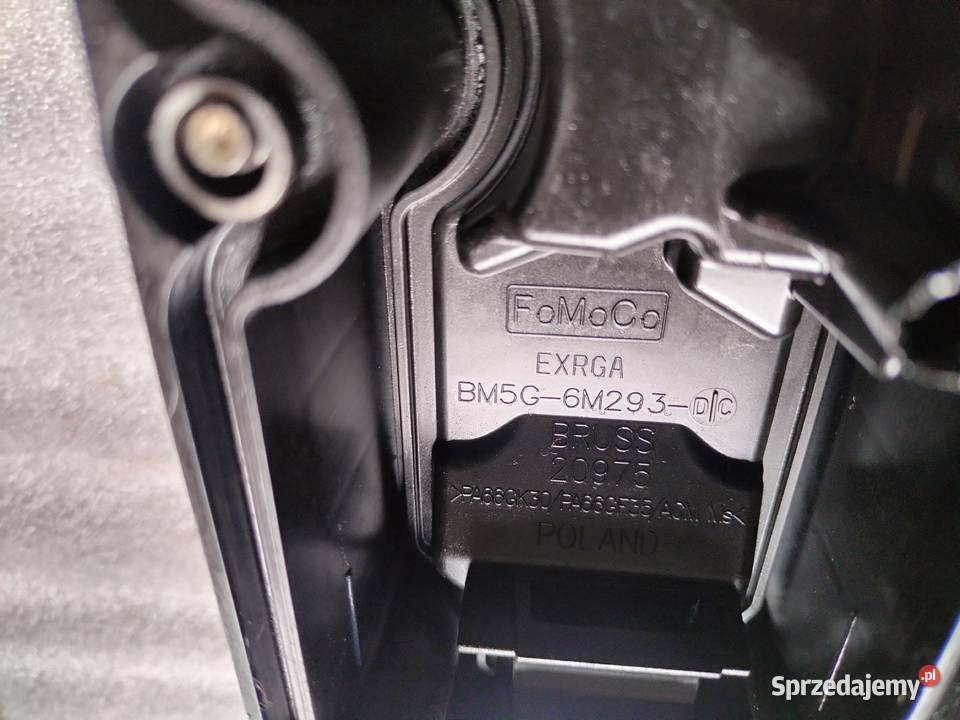 Pokrywa zaworów BM5G 6M293DC 16 ecoboost C Głowice cylindrów sprzedam