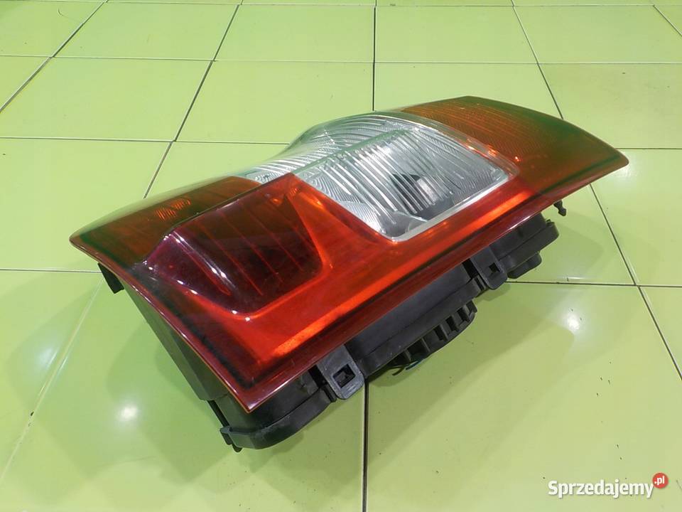 TRANSIT COURIER 16 TDCI 15r VAN lampa prawa tyl osobowe mazowieckie Suków