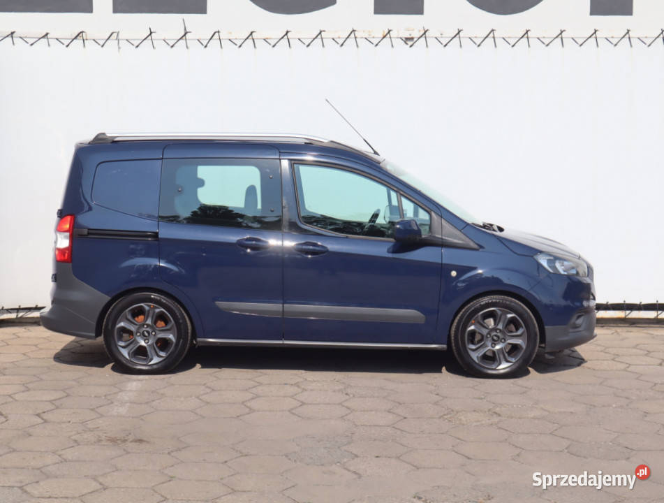 Ford Transit Courier 10 EcoBoost manualna Łódź sprzedam