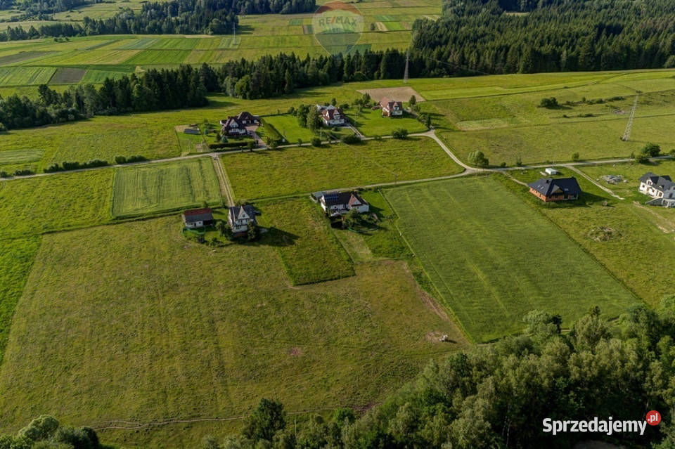 Dom do remontu na ponad 35 ar działce Skawa