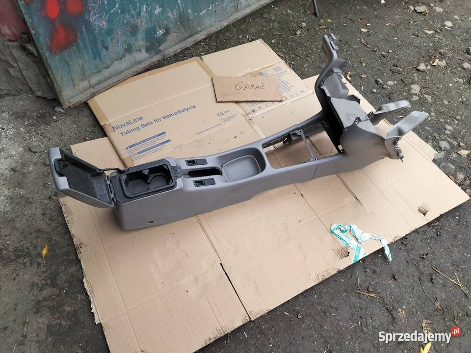 NISSAN PRIMERA P11 P 11 LIFT TUNEL ŚRODKOWY Podłokietniki Kamień-Kolonia