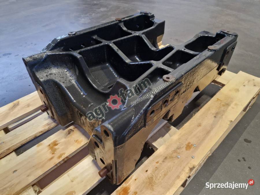 Wspornik przedniego mostu Valtra C90 N101 N91