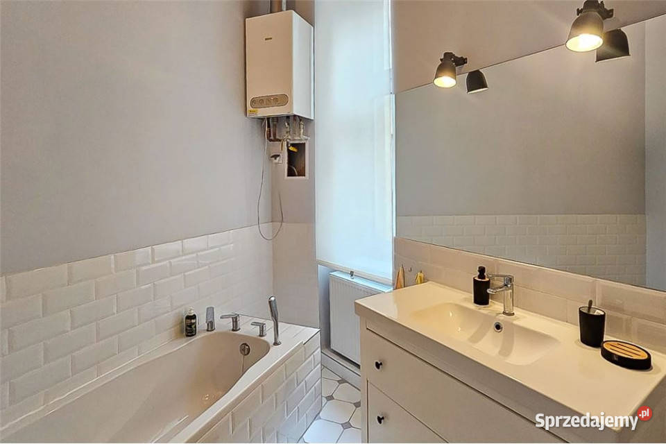 Przestronne 4 pokoje 90 m centrum Łodzi stabilna Liczba pokoi 4 Łódź