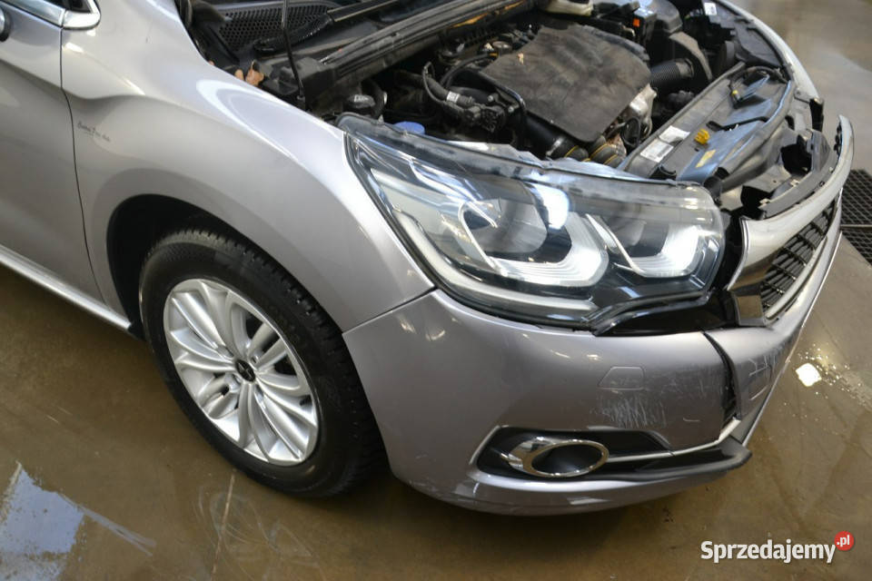 DS Automobiles DS 4 12 benzyna 130 ledy Rok produkcji 2018 Kęty sprzedam