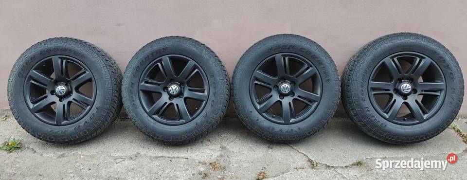 Koła alu VW Amarok 2456517 Toyo AT 8x17 5x120 Ciechanów sprzedam