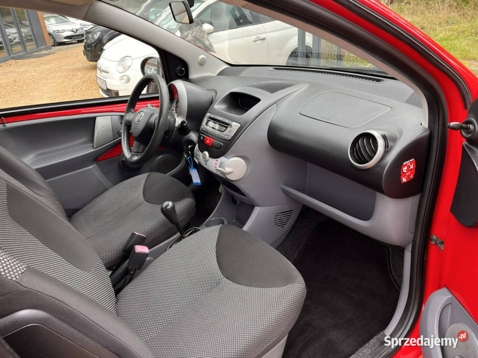 Toyota Aygo 10 1właściciel Stan BEz Oznak Częstochowa