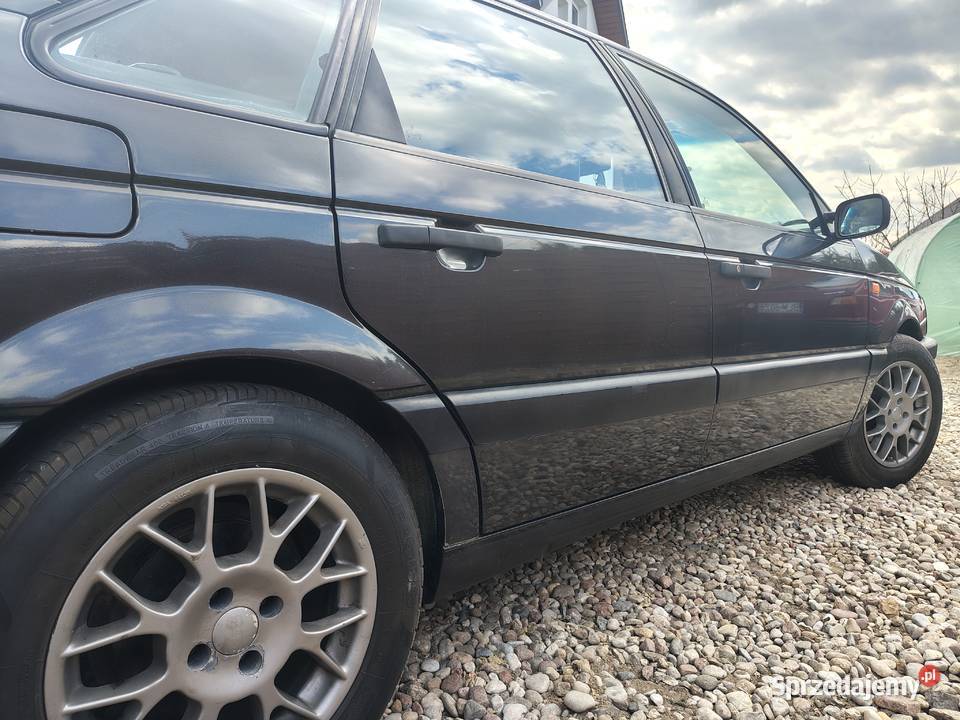 Volkswagen Passat B3 18 1990r Zadbany nieuszkodzony Ostrołęka