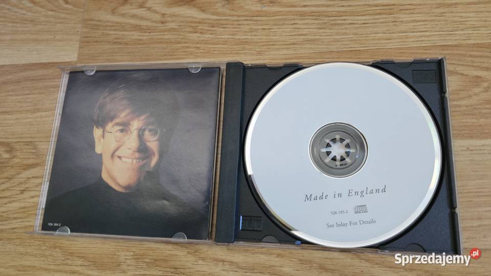 37Elton John na płytach CD