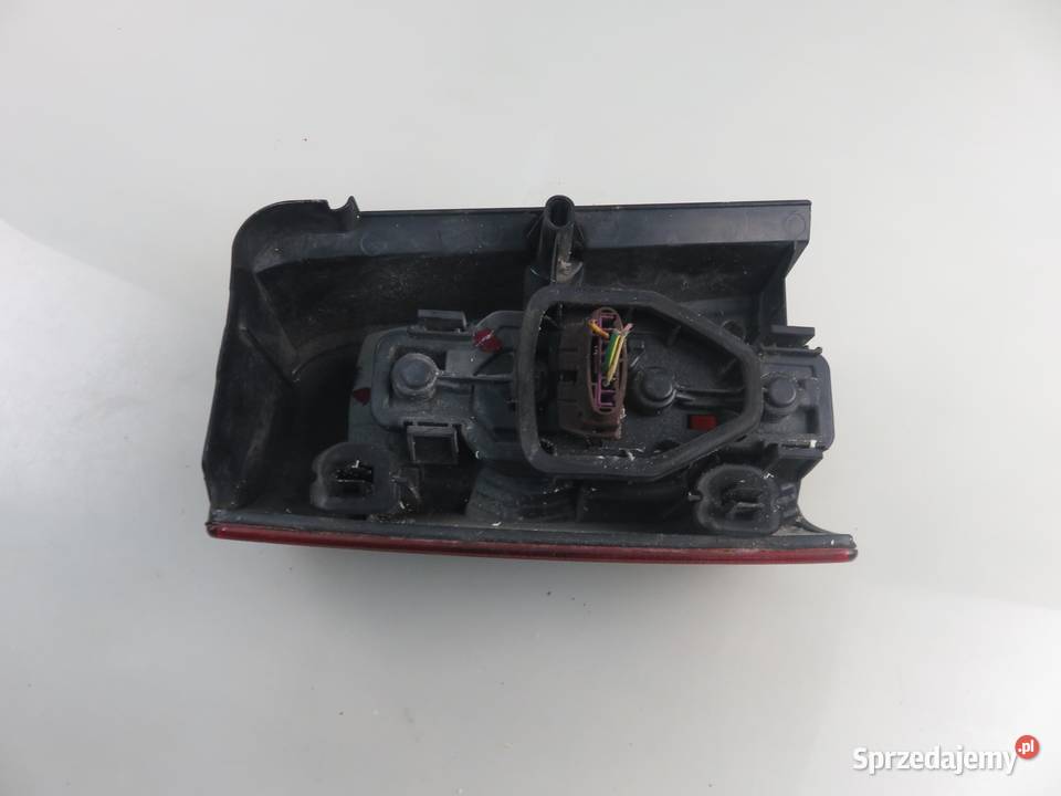 LAMPA PRAWA TYLNA PEUGEOT PARTNER I Lampy tylne sprzedam