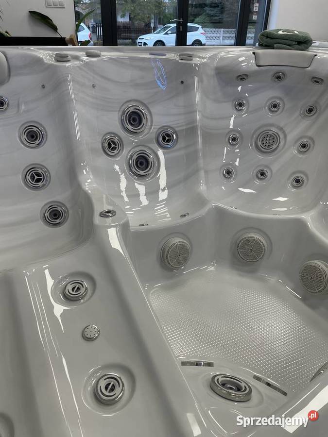 Jacuzi Dynasty 71 dysz 2 pompy
