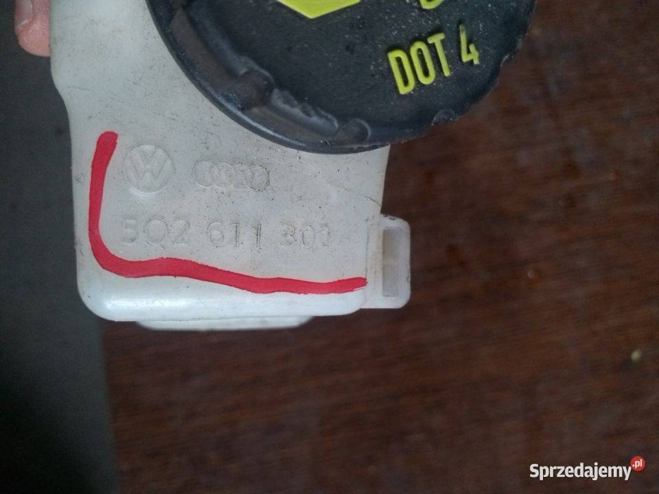 ZBIORNICZEK WYRÓWNAWCZY GOLF VII 502611301 Włoszczowa sprzedam