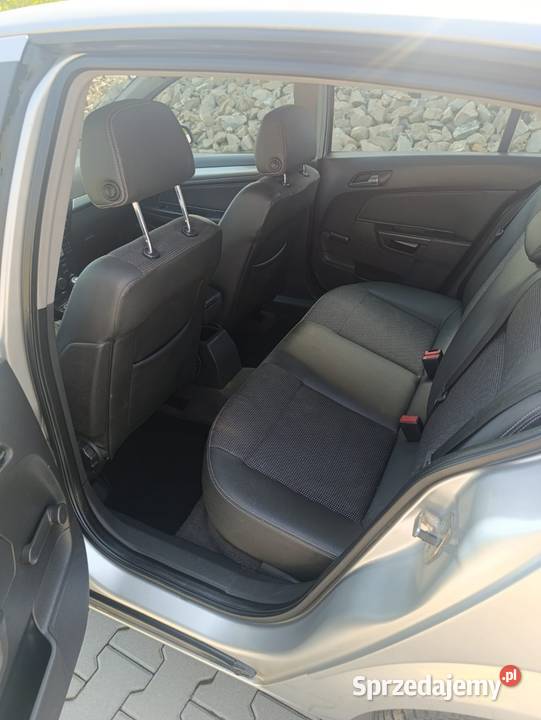 Opel Astra H Lift2008 16 benzyna 198 przebiegu 5 manualna podkarpackie Jasło