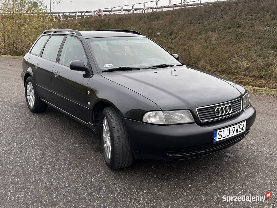 Audi A4 B5 Avant 16 101 benzyna radio Lubliniec